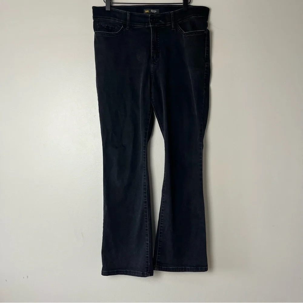 Lee‎ Regular Fit Bootcut Mid Rise Flex Motion Black Jeans